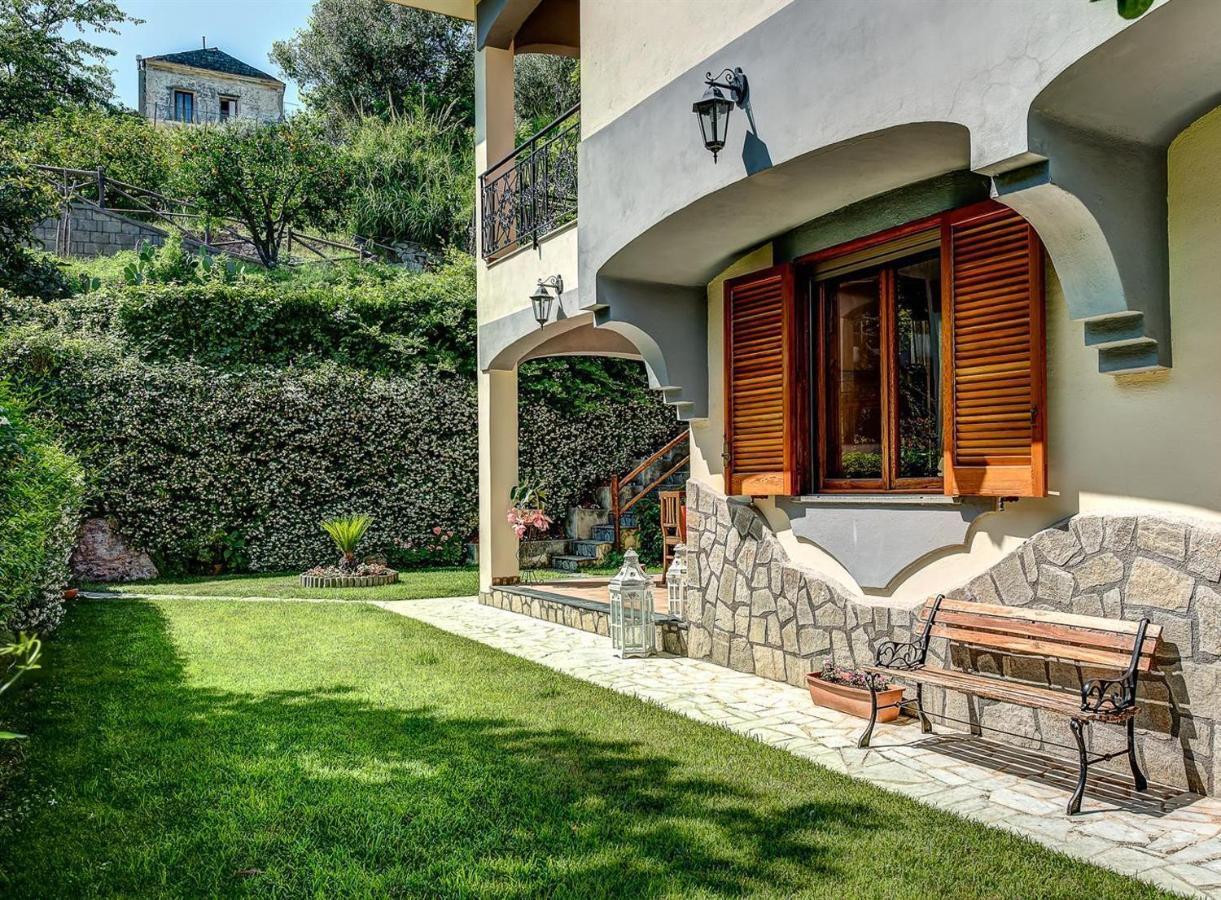 Villa Dei Fiori - Exclusive Villa With Garden In Sorrento Coast Вико-Экуенсе Экстерьер фото