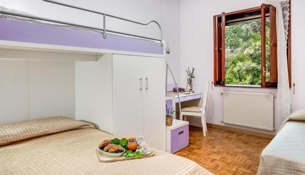 Villa Dei Fiori - Exclusive Villa With Garden In Sorrento Coast Вико-Экуенсе Экстерьер фото