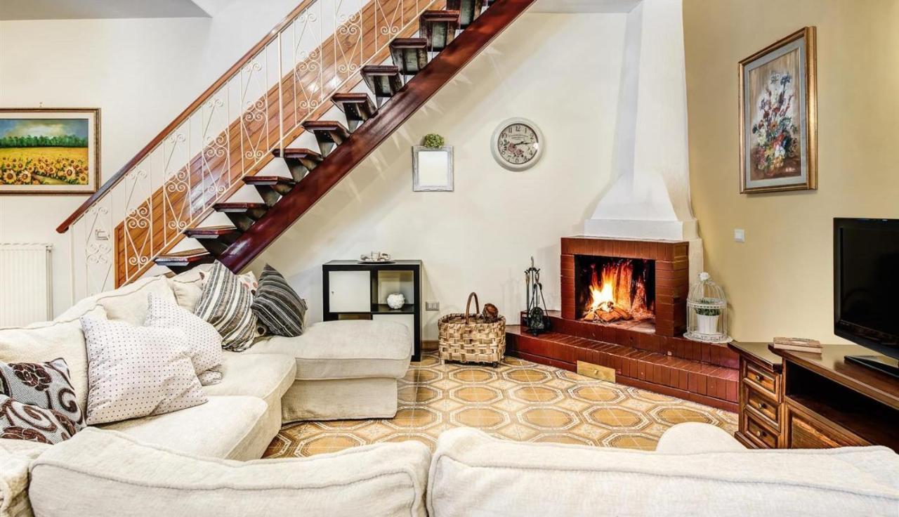 Villa Dei Fiori - Exclusive Villa With Garden In Sorrento Coast Вико-Экуенсе Экстерьер фото
