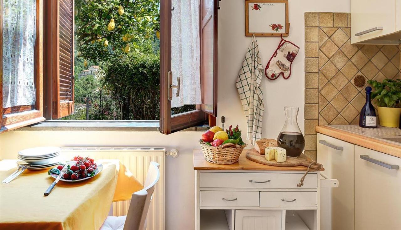 Villa Dei Fiori - Exclusive Villa With Garden In Sorrento Coast Вико-Экуенсе Экстерьер фото
